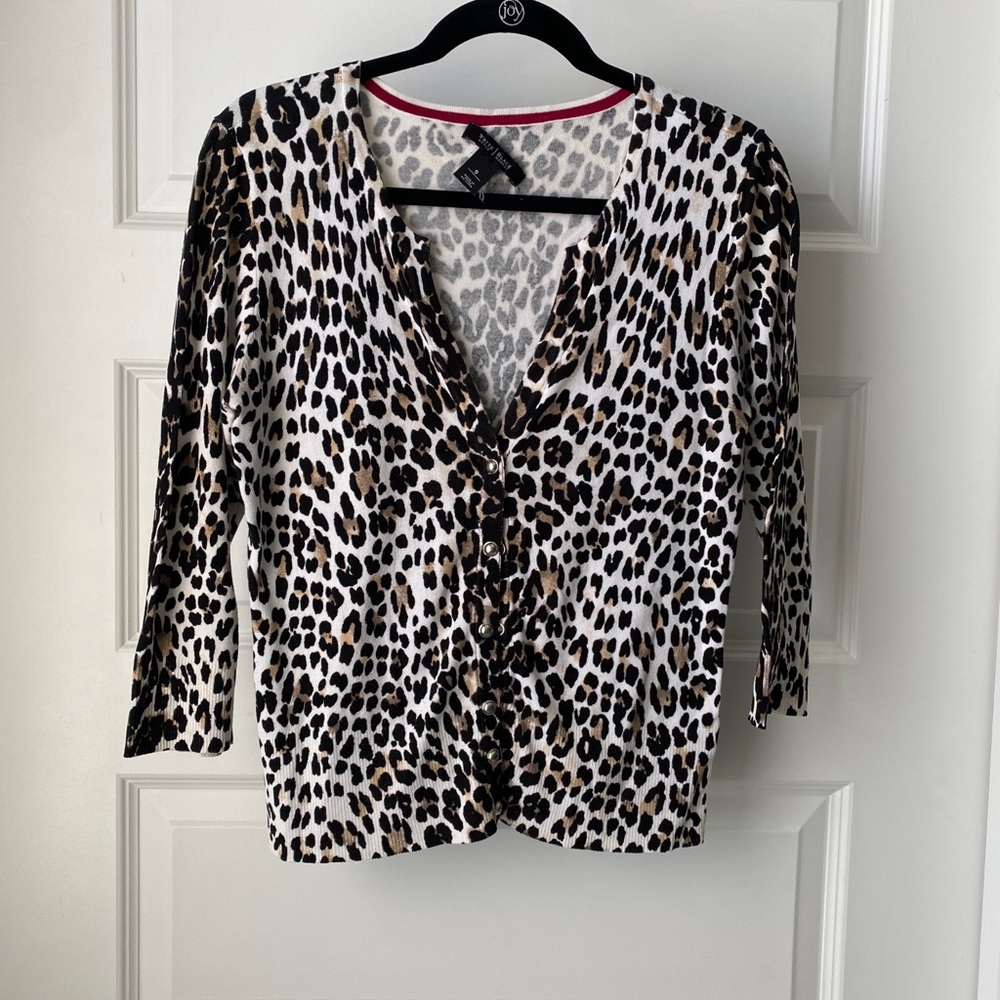 Well Loved White House Black Market Cardigan 3/4 Sleeve!